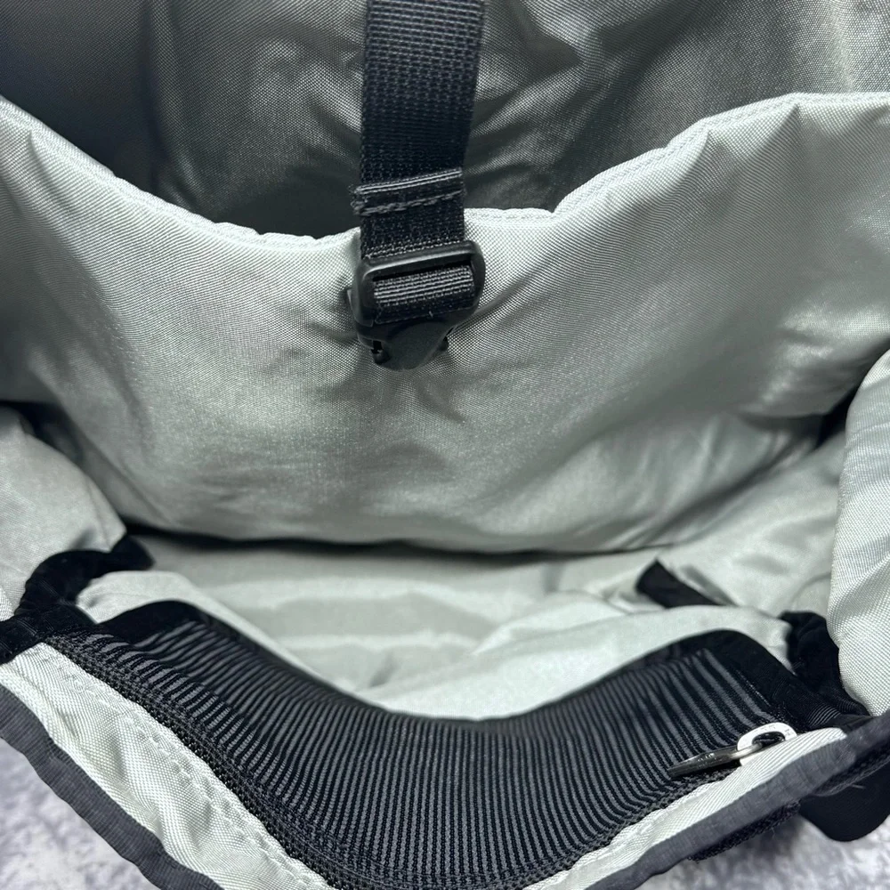 Patagonia® 
Vertical Mass bag - Picture 4 of 10